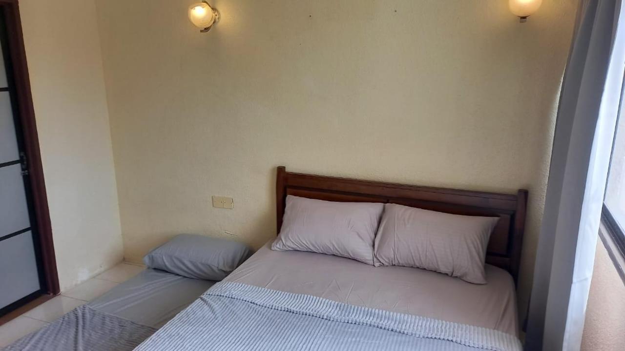 Seaput Srisayang Apartment บาตูเฟอริงกี ภายนอก รูปภาพ