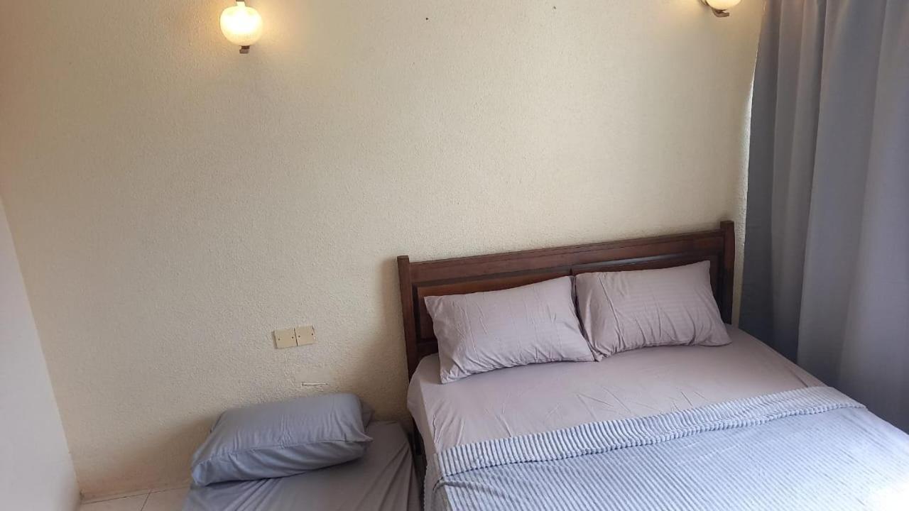 Seaput Srisayang Apartment บาตูเฟอริงกี ภายนอก รูปภาพ