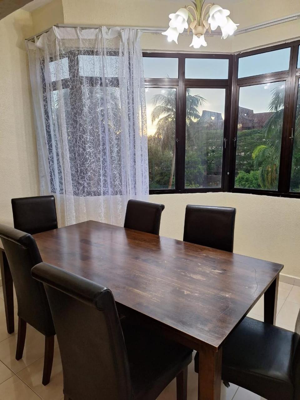 Seaput Srisayang Apartment บาตูเฟอริงกี ภายนอก รูปภาพ
